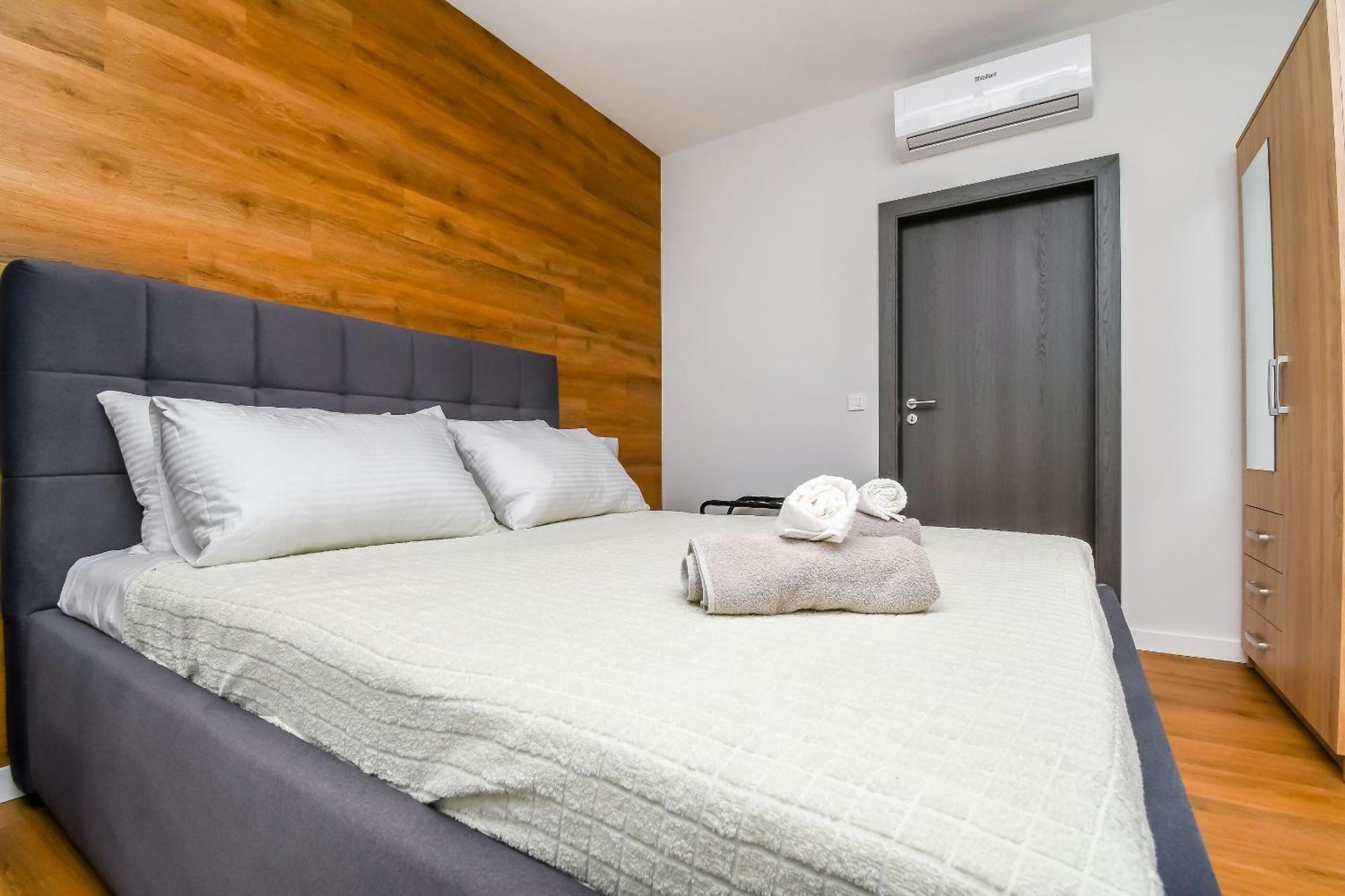 Apartments Neli Трогир Экстерьер фото