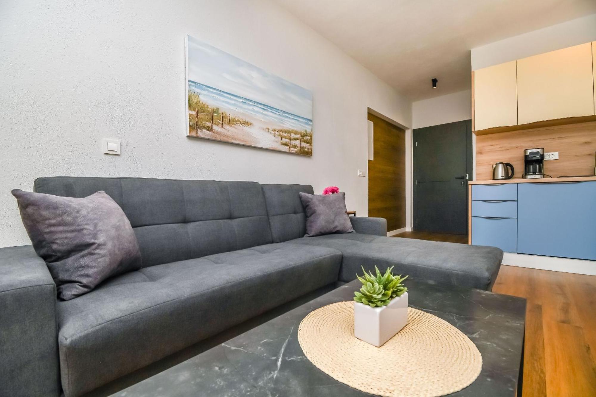 Apartments Neli Трогир Экстерьер фото
