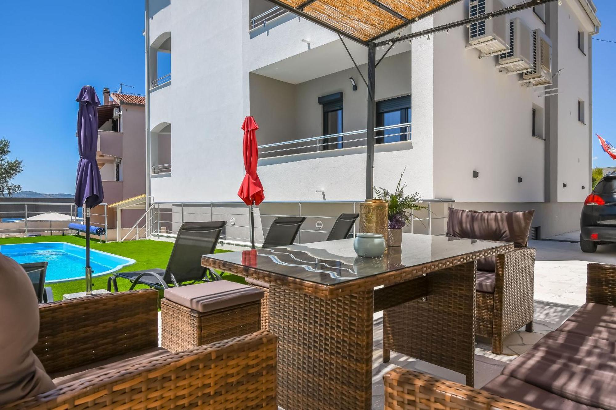 Apartments Neli Трогир Экстерьер фото