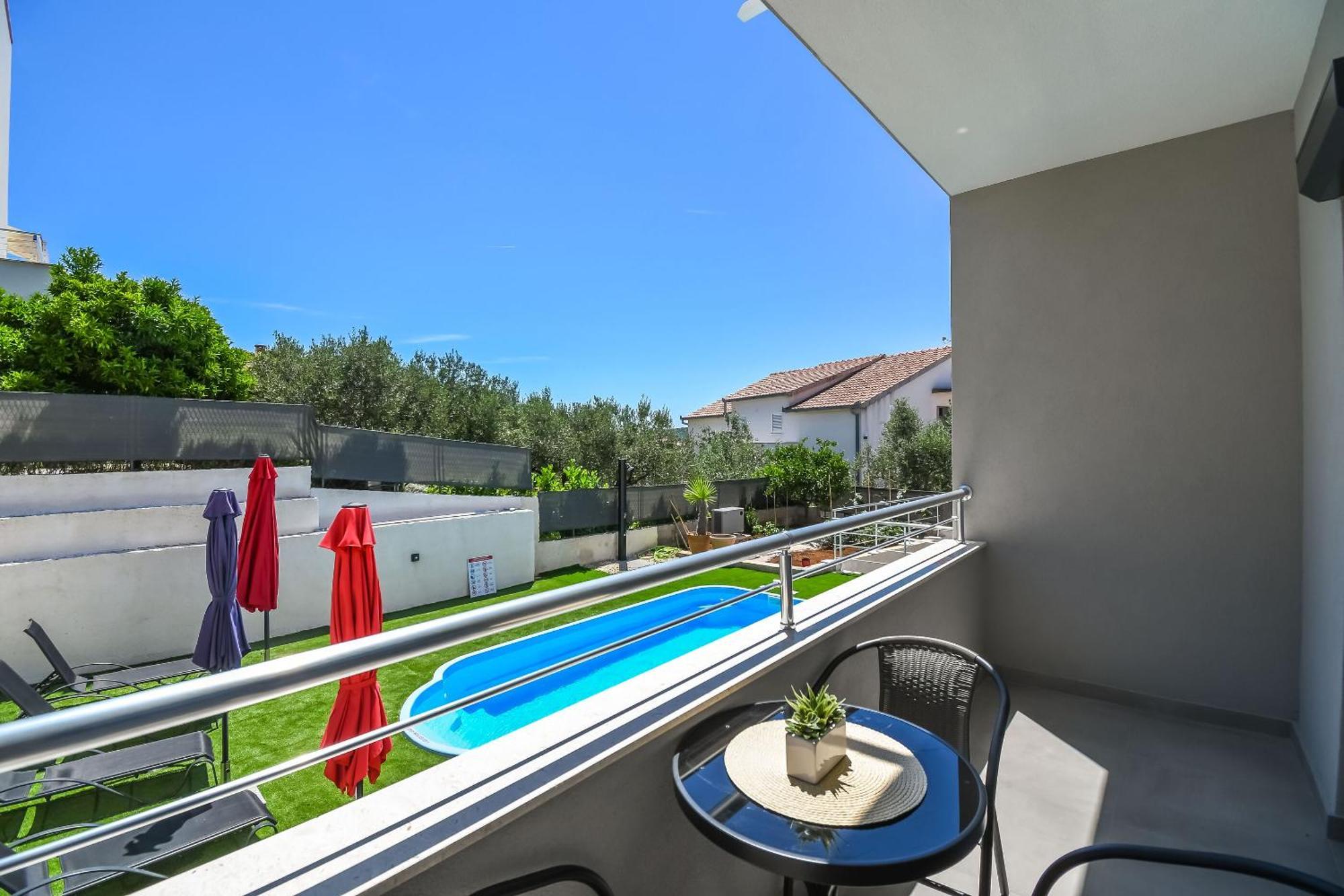 Apartments Neli Трогир Экстерьер фото